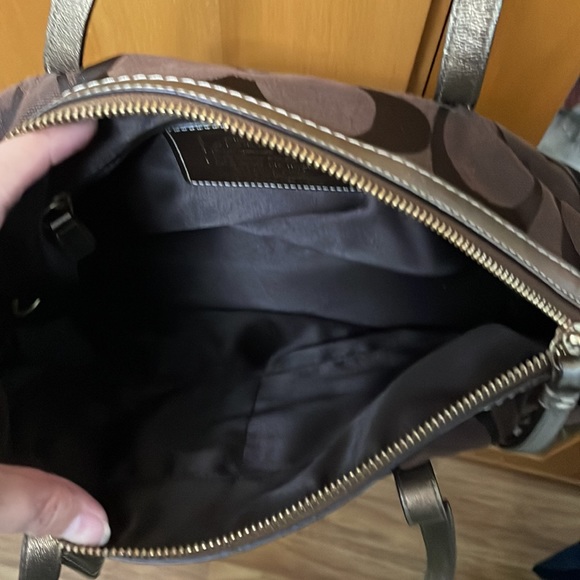 Coach Shoulder Bag - Picture 10 of 10